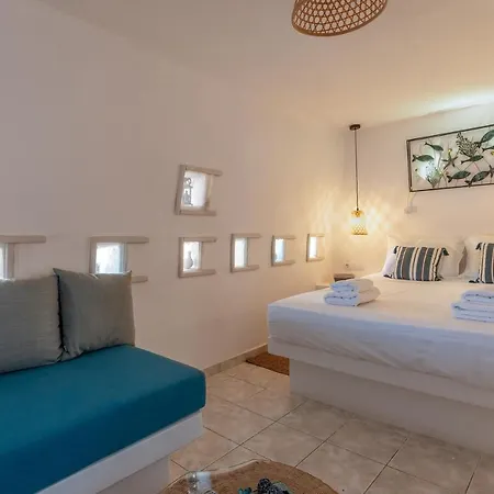 Kleris 8 * Tinos