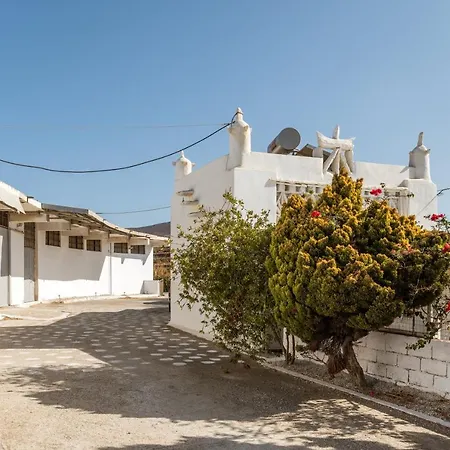 Kleris 8 * Tinos